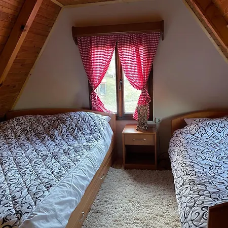 Kuca Za Odmor Malisevac Holiday home *